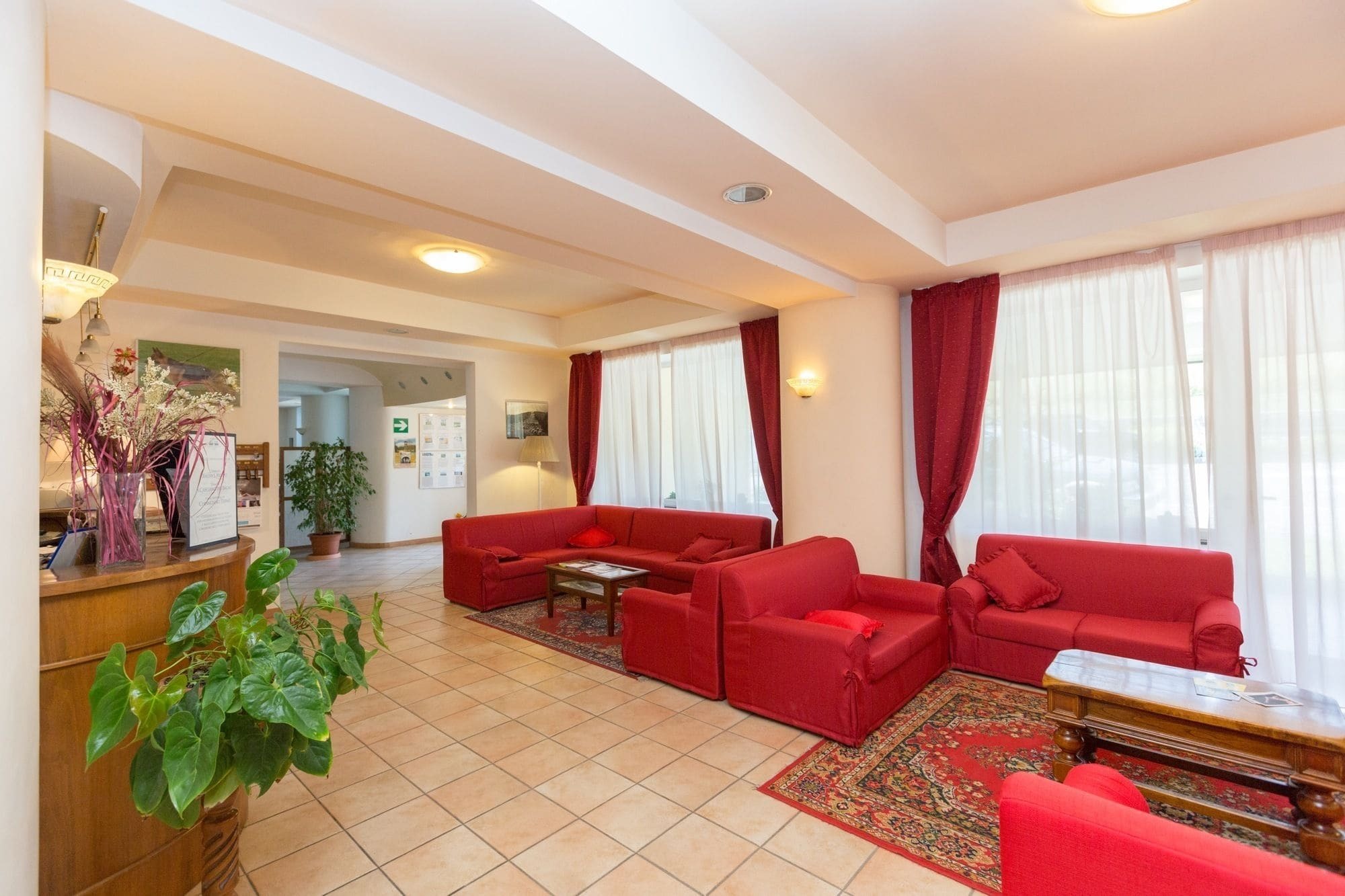 Hotel Gambrinus Аббадиа Сан Сальваторе Экстерьер фото